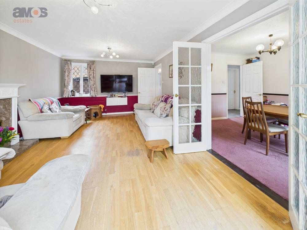 Property photo 2 of 27 4106405