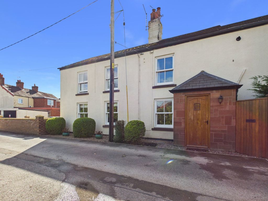 Property photo 3 of 31
