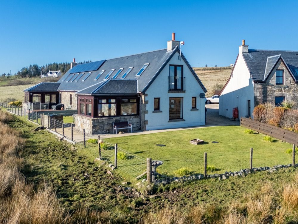 Property photo 1 of 48 4340642