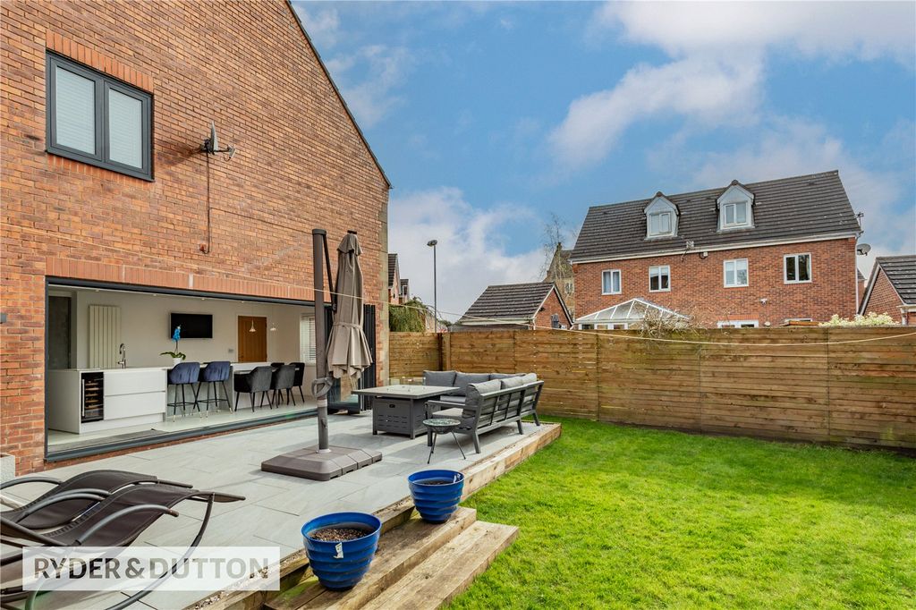 Property photo 2 of 30 Picture No. 31