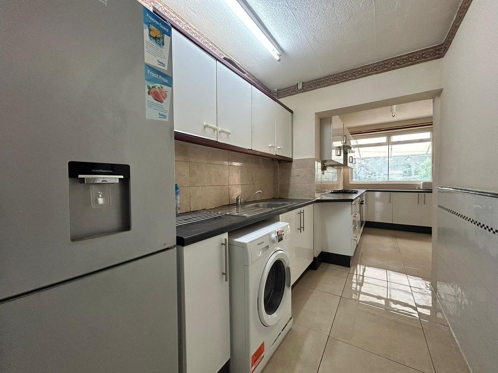 Property photo 2 of 14 Gallery