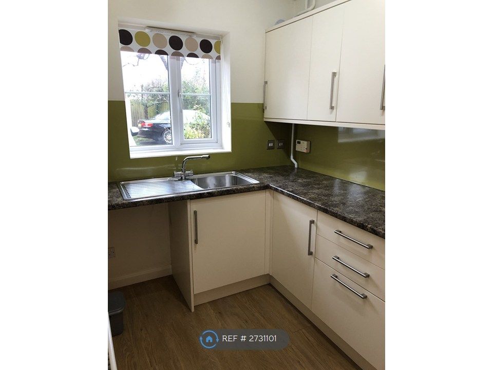 Property photo 3 of 5