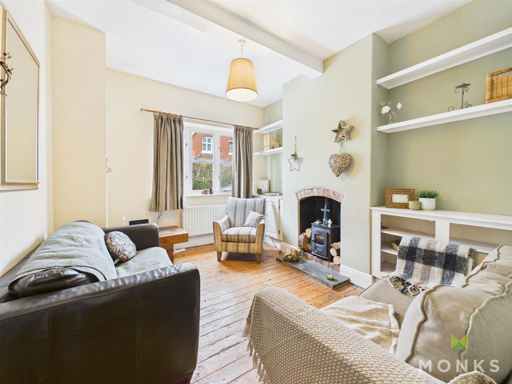 Property photo 2 of 14 Cam01420G0-Pr0848-Still010.Jpg