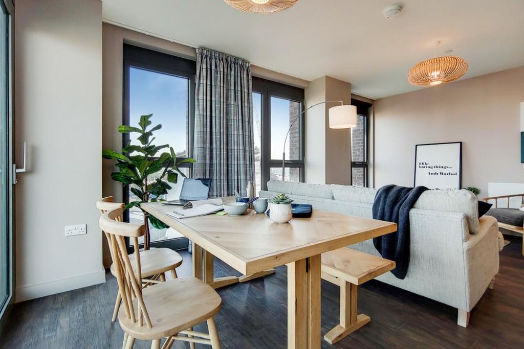 Property photo 1 of 11 Fc7c6d4c3A317B952Ec973c9949c