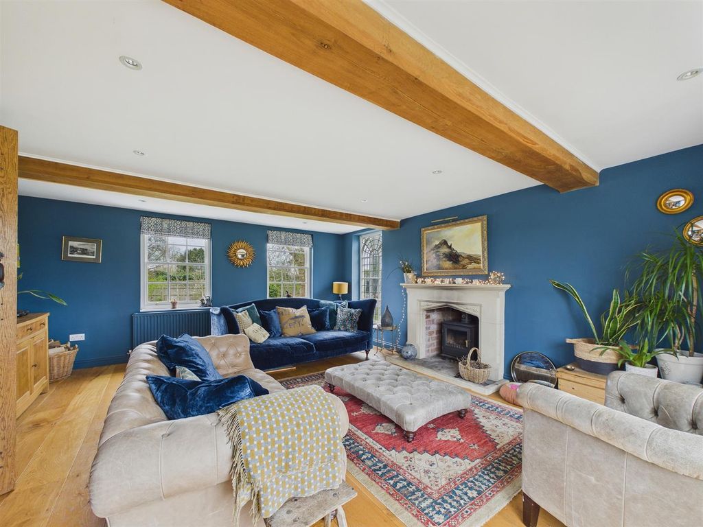 Property photo 2 of 41 Cam03972G0-Pr0321-Still007.Jpg