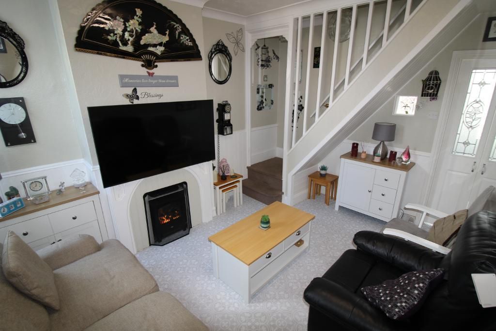 Property photo 3 of 9 Dining Room