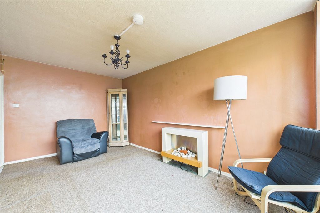 Property photo 2 of 4 Picture No. 06