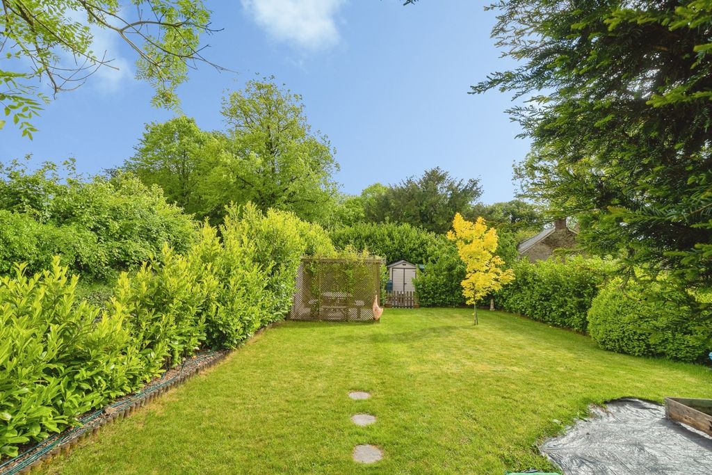 Property photo 2 of 38 Pbox-Img.Jpg