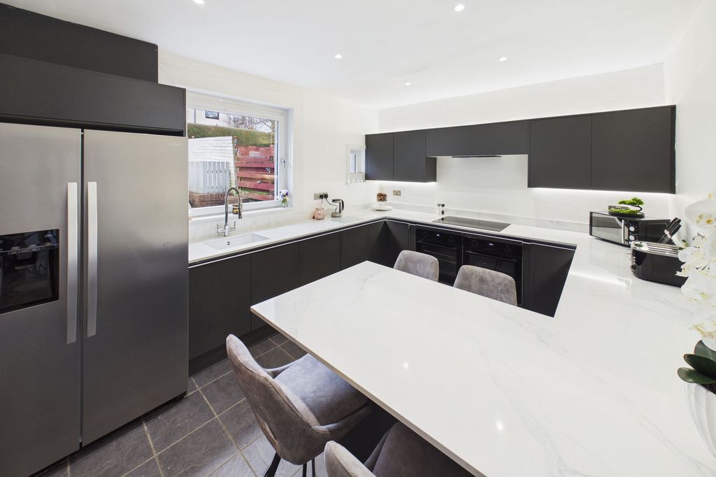 Property photo 3 of 24 Kitchen/Dining Angle 1