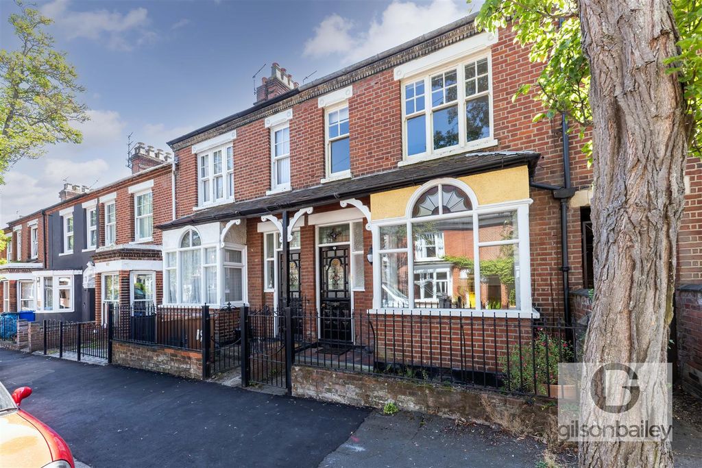 Property photo 1 of 31 Gb-34.Jpg