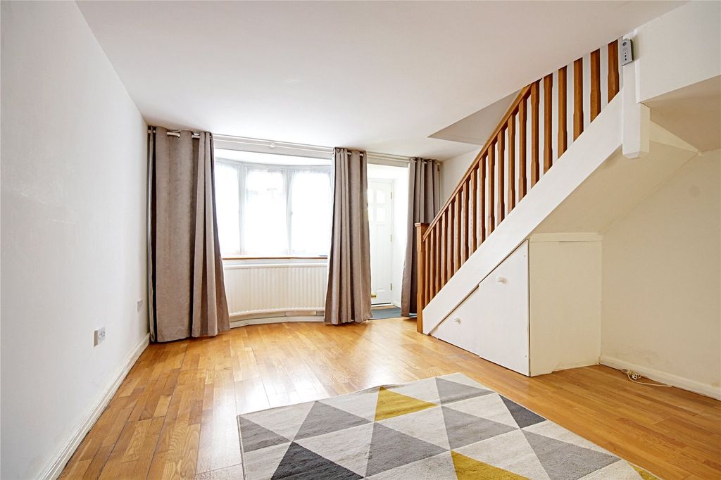 Property photo 3 of 14 Picture No. 08