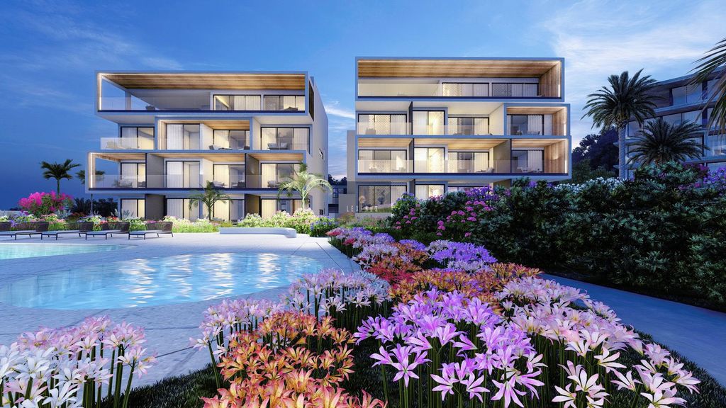 Property photo 3 of 24