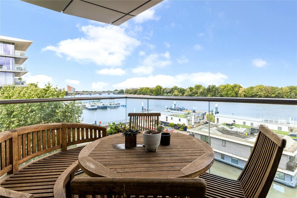 Property photo 1 of 15 Terrace
