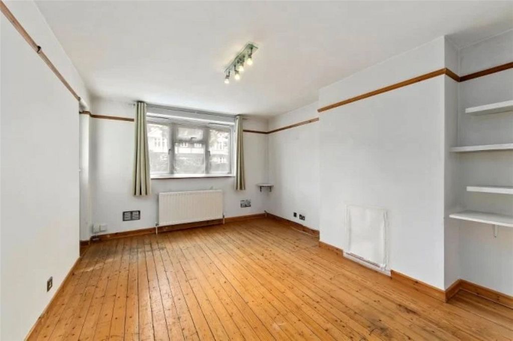 Property photo 3 of 7 Picture No. 06