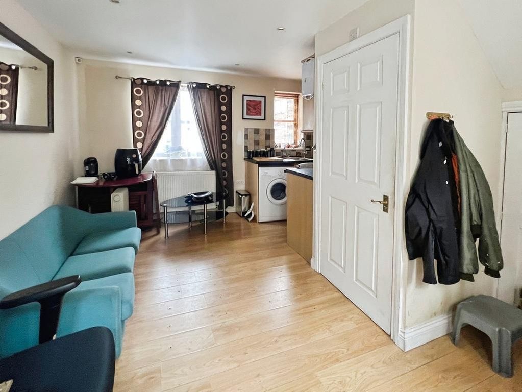 Property photo 2 of 14 Photo 2