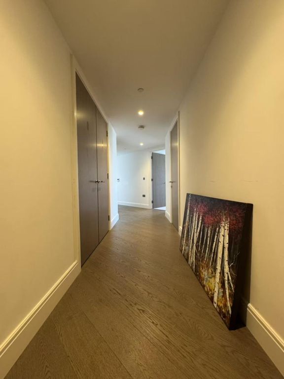 Property photo 2 of 24 2