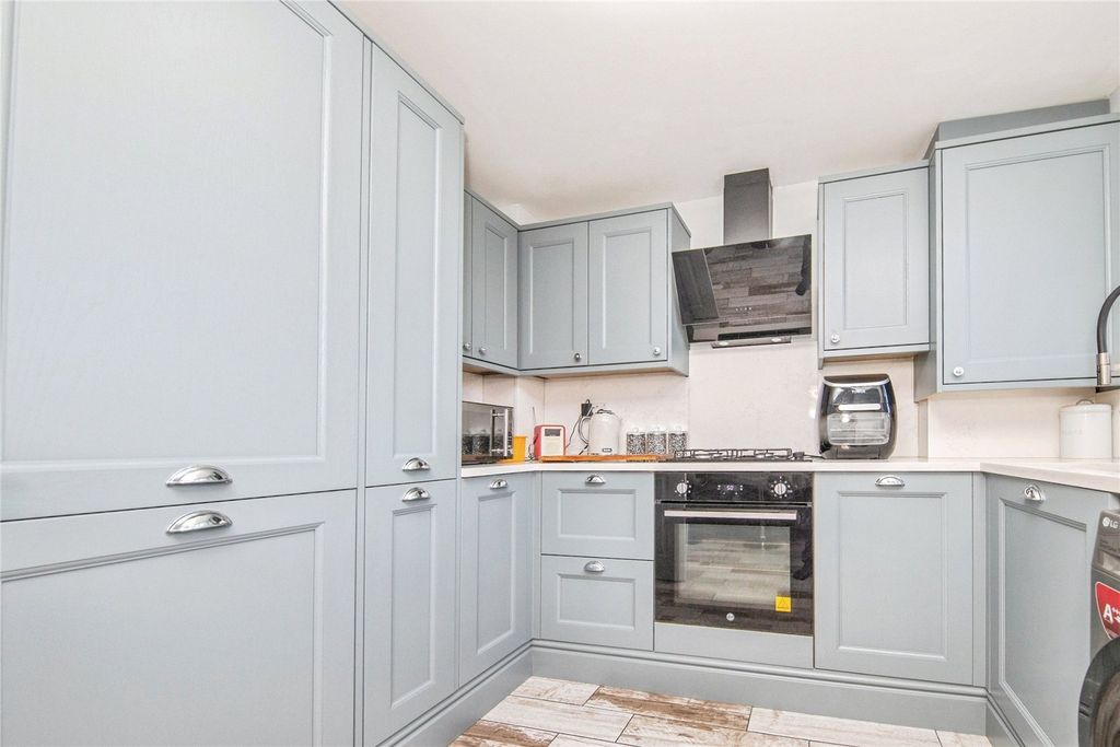 Property photo 3 of 31 Picture No. 65