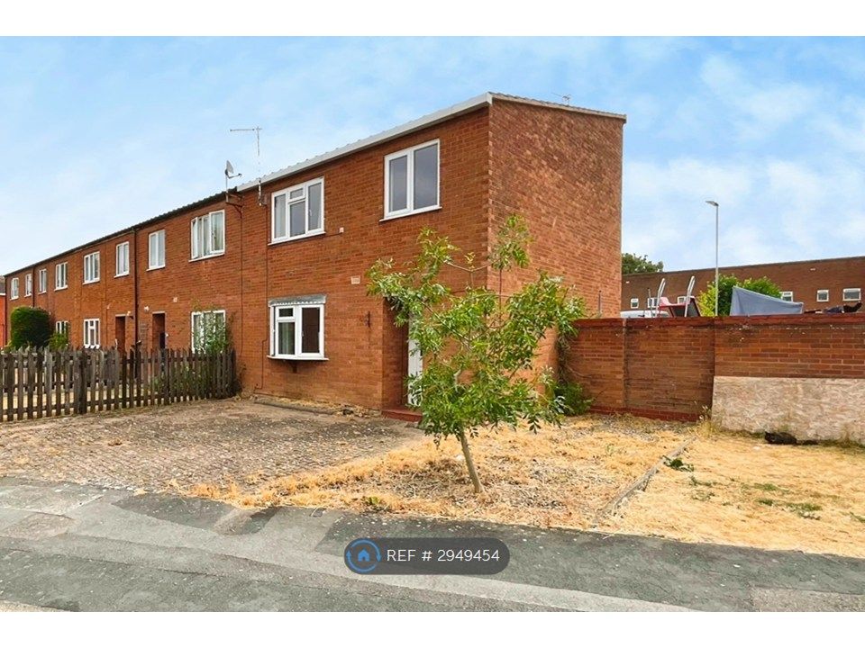 Property photo 2 of 18