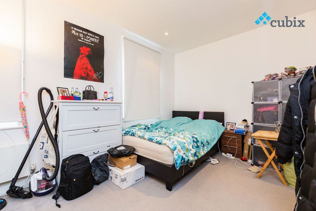 Property photo 1 of 35