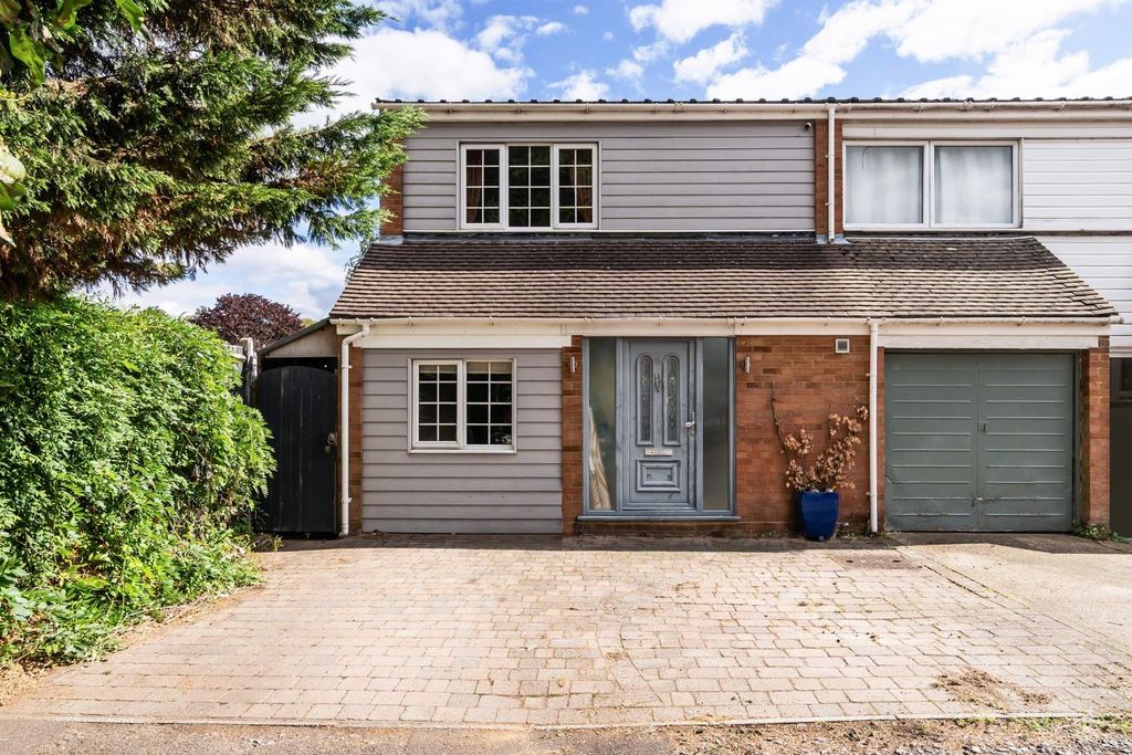 Property photo 1 of 20 Maybury Close (20).Jpg