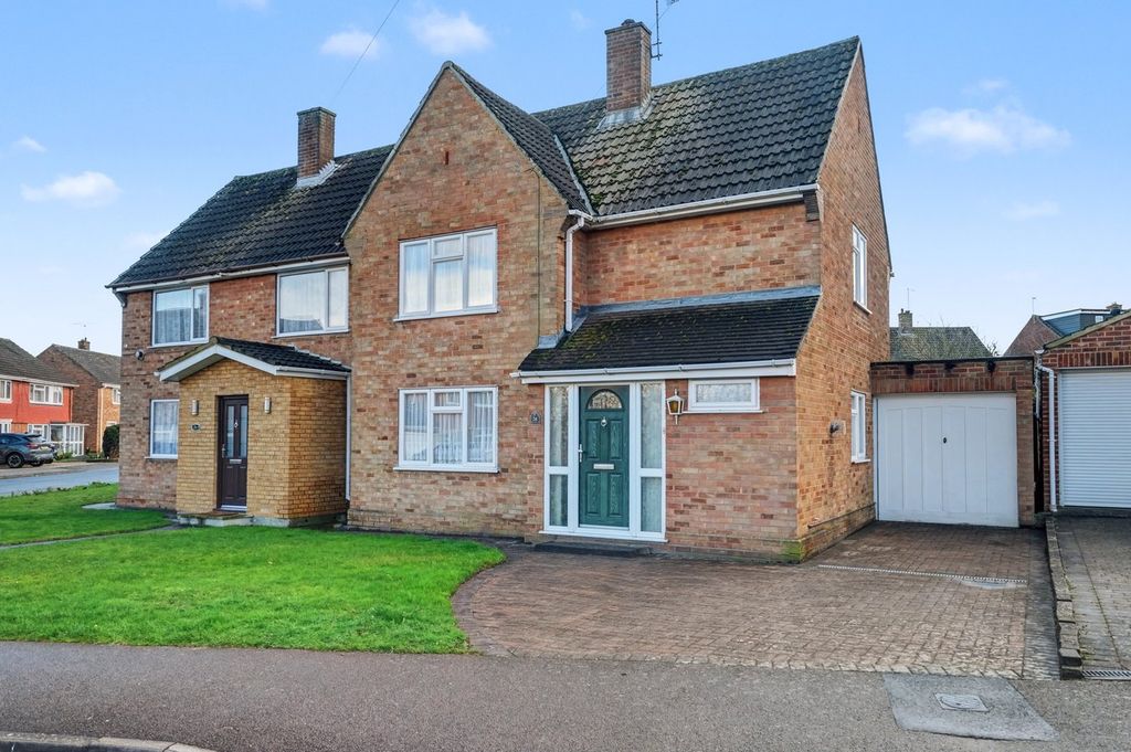 Property photo 1 of 16