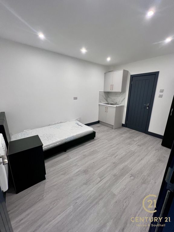 Property photo 3 of 7