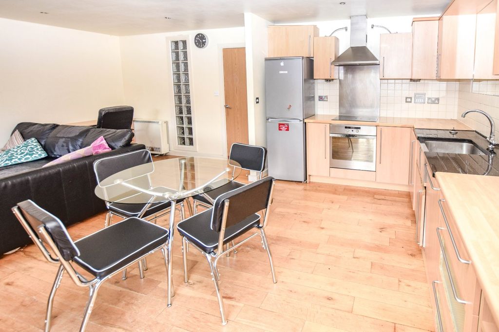 Property photo 3 of 12 Picture No. 46