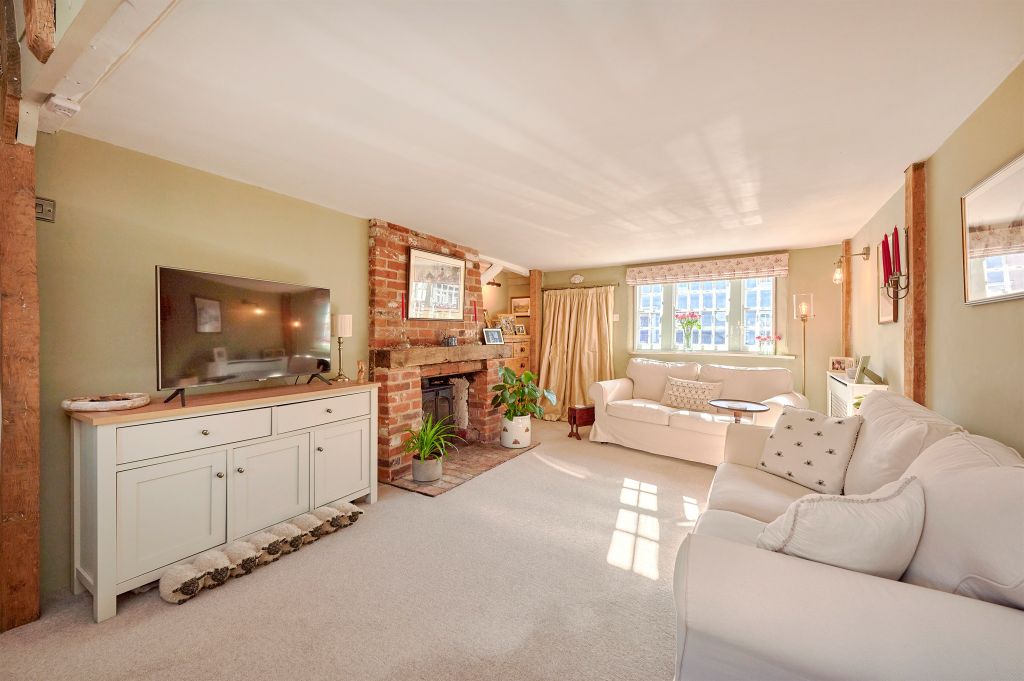 Property photo 2 of 15