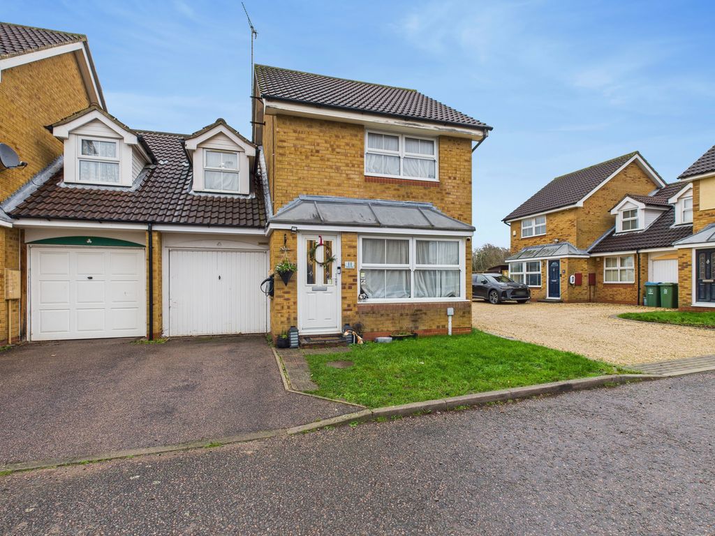 Property photo 1 of 15 Cam02435G0-Pr0114-Still024