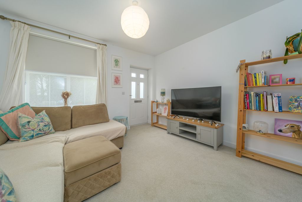 Property photo 3 of 19 Photo 3