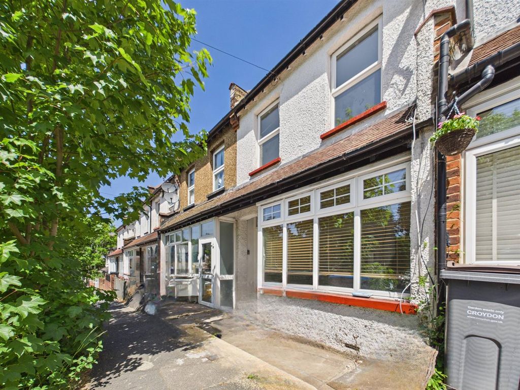 Property photo 1 of 13 Cam01563G0-Pr0255-Still001.Jpg
