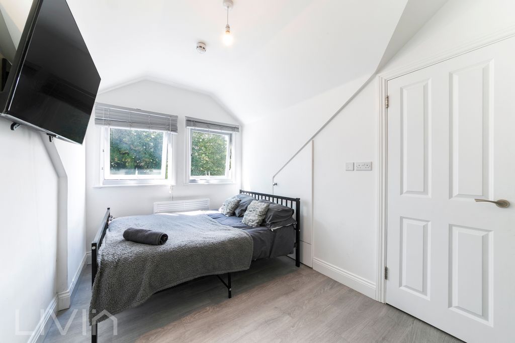Property photo 3 of 8 Kings Road 50, F5 (2)