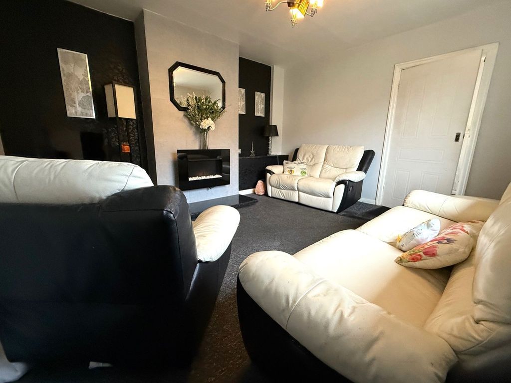 Property photo 3 of 24 Photograph 3