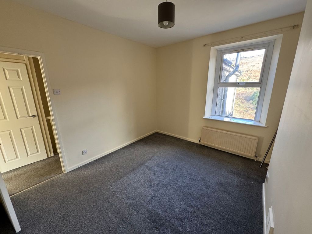 Additional image 8 of 1 bed flat to rentNorth Road, Ferndale CF43
