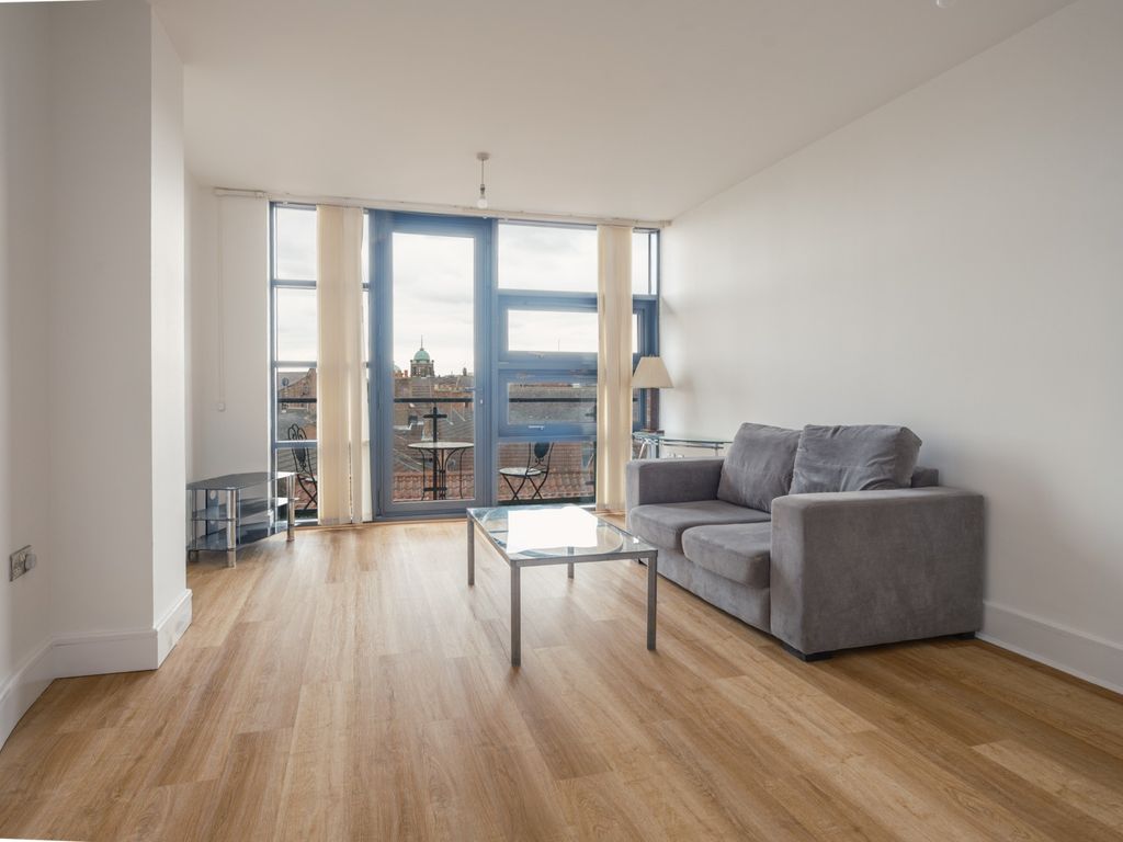 Property photo 1 of 9 4348970