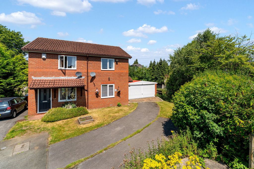 Property photo 1 of 30