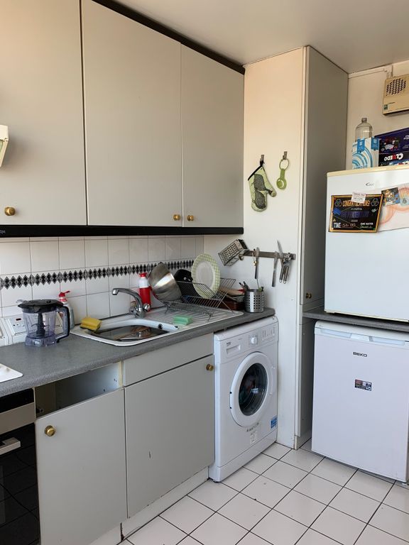 Property photo 1 of 15 Kitchen