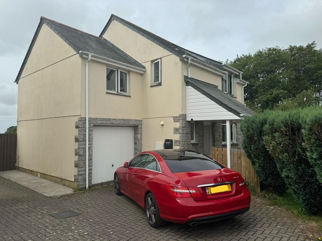 Property photo 1 of 13 Front.Jpg