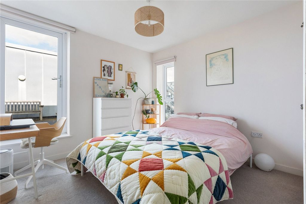 Property photo 2 of 10 Picture No. 07