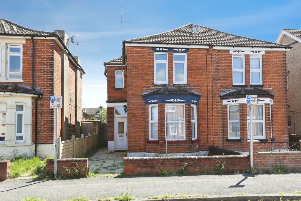 Property photo 1 of 13 Pbox-Img.Jpg