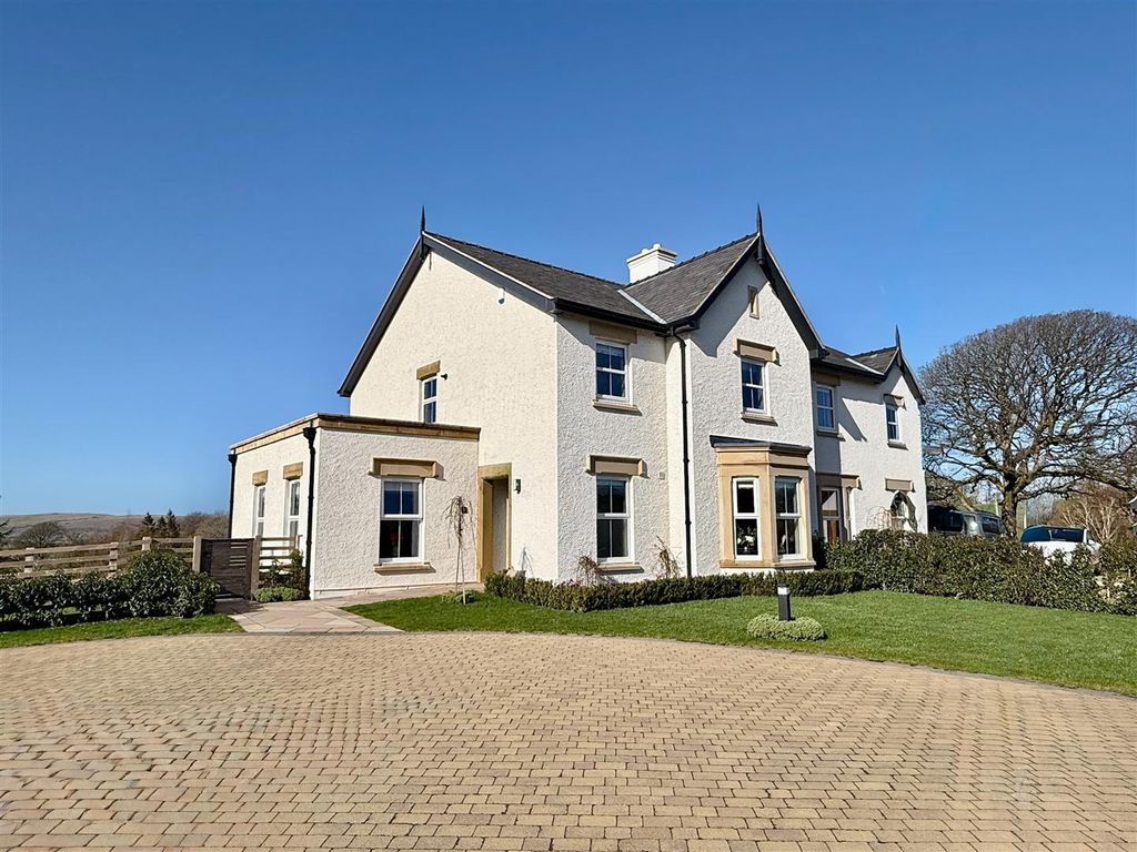 Property photo 1 of 32 Img_7428.Jpg