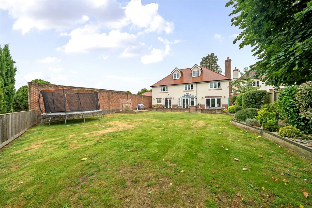Property photo 2 of 21 Picture No. 10