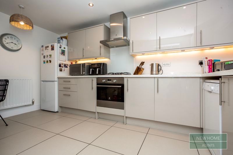 Property photo 2 of 17 Photo 9