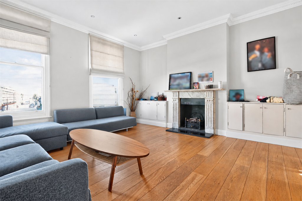 Property photo 1 of 12 (Main)