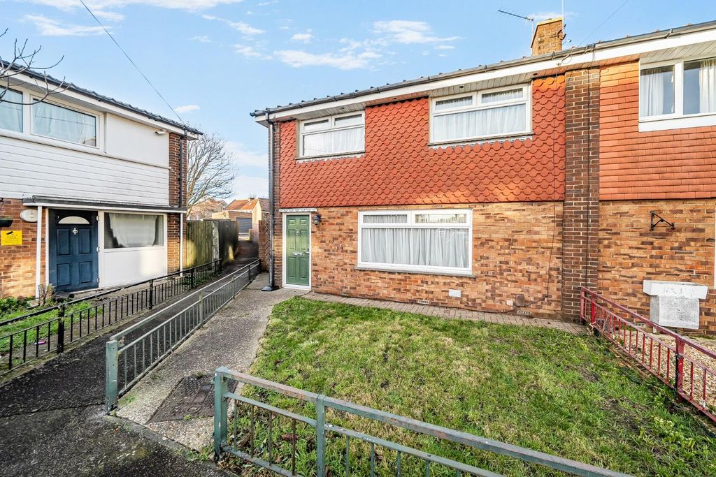 Property photo 1 of 19 1395257-20-695d2d3139750.Jpg