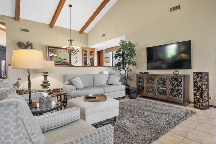 Property photo 3 of 38