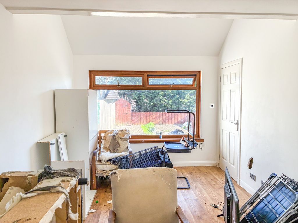 Property photo 2 of 10 Image 1
