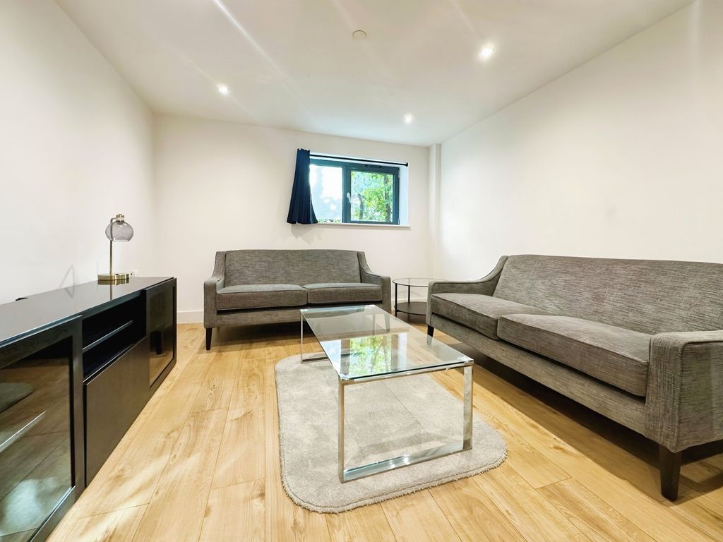 Property photo 1 of 7 Picture No. 10