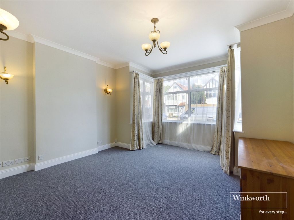 Property photo 3 of 14 Bedroom 1