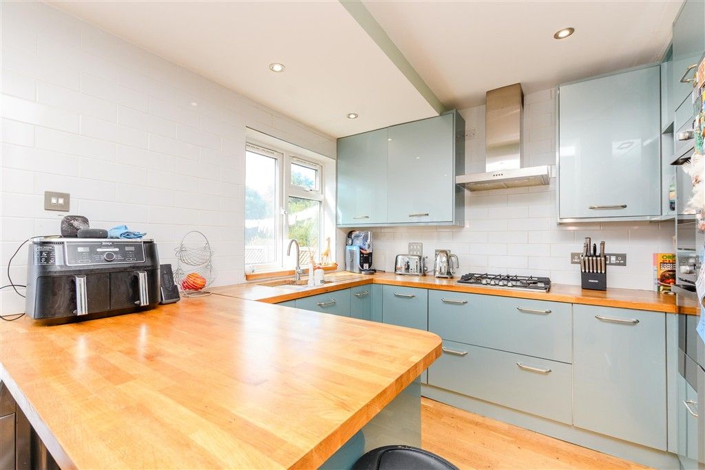 Property photo 2 of 14 Kitchen/Diner